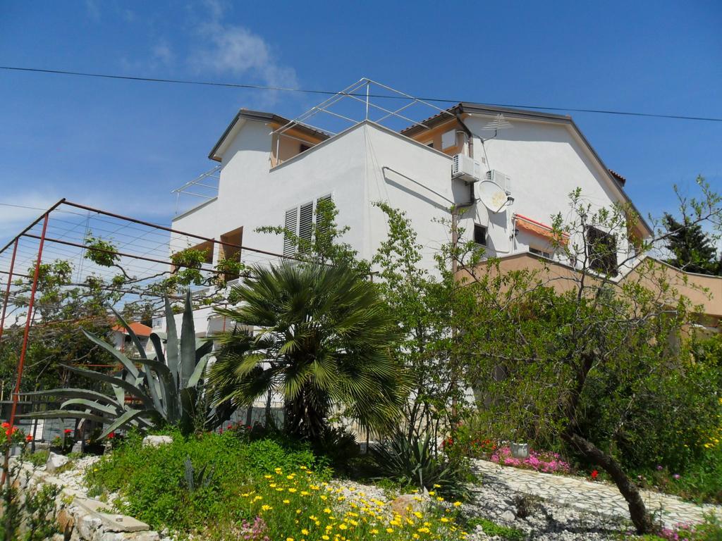 Apartments Rebac Murter Exterior foto